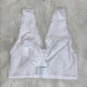 New white front hook lace bra super stretchy